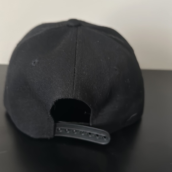 Fortnite Hat - Picture 3 of 5